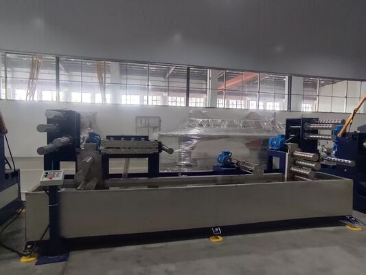 Ligne d'extrusion PP de 55 mètres de long avec une puissance de 235KW – Solution clé en main complète du séchage au rouleau fini