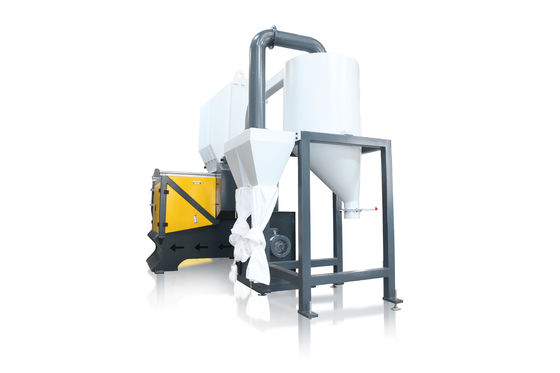 Déchiqueteuse à ciseaux rotative à axe unique 380v 50hz avec système inverse automatique