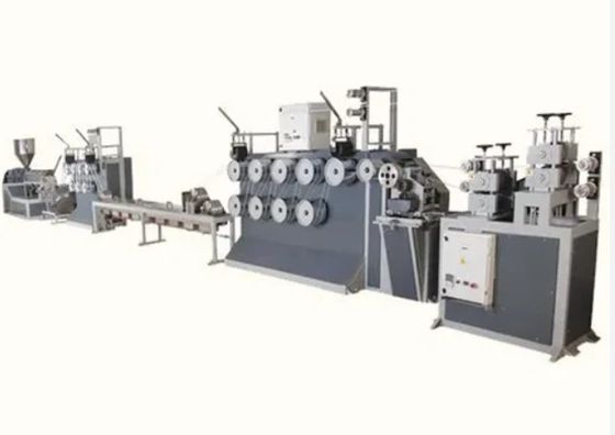 Ligne d'extrusion à vis unique à sangle automatique pour l'emballage et le regroupement