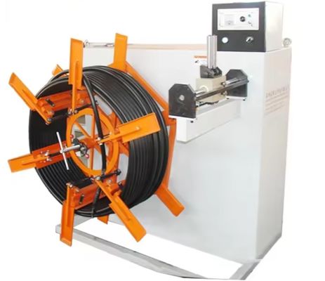 Machine à enroulement de tuyau à bande de caoutchouc flexible à vis unique
