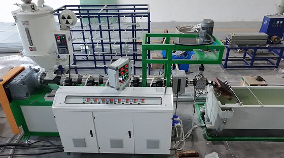 Documentation complète: dessins, manuels, schémas et certificats fournis